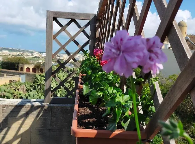 Gozo Rustic With Stunning Views And Swimming Pool