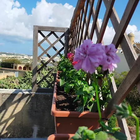 Gozo Rustic With Stunning Views And Swimming Pool