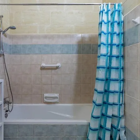 Ferienhaus Gozo Rustic With Stunning Views And Swimming Pool