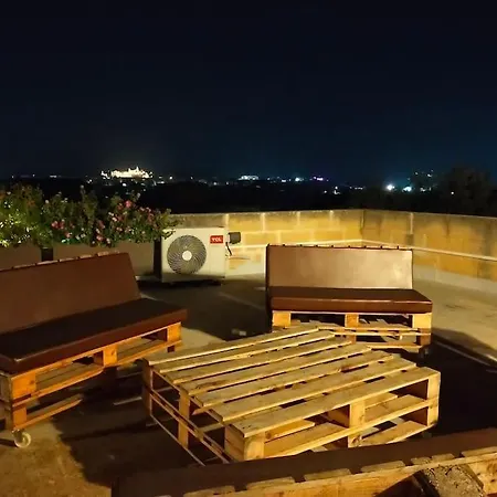 Ferienhaus Gozo Rustic With Stunning Views And Swimming Pool Sannat