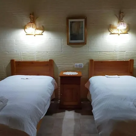 Gozo Rustic With Stunning Views And Swimming Pool Ferienhaus Sannat