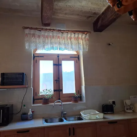 Gozo Rustic With Stunning Views And Swimming Pool Sannat