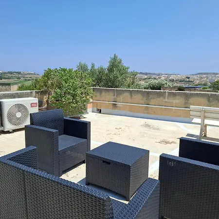 Gozo Rustic With Stunning Views And Swimming Pool Sannat