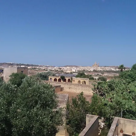 בית נופש Gozo Rustic With Stunning Views And Swimming Pool Sannat