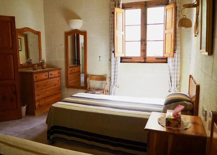 Gozo Rustic With Stunning Views And Swimming Pool *