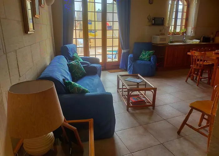 Feriehus Gozo Rustic With Stunning Views And Swimming Pool