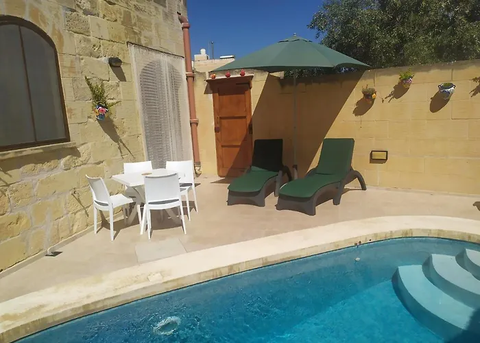 Feriehus Gozo Rustic With Stunning Views And Swimming Pool