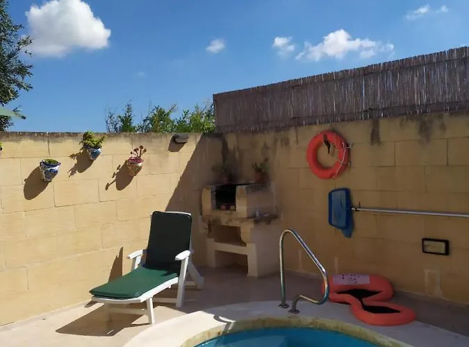 Feriehus Gozo Rustic With Stunning Views And Swimming Pool Sannat