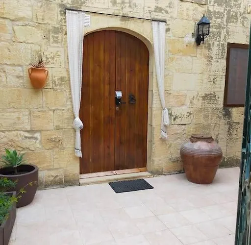 Gozo Rustic With Stunning Views And Swimming Pool Feriehus *