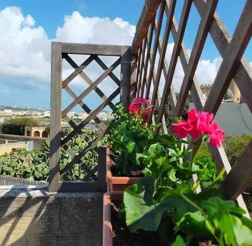 Gozo Rustic With Stunning Views And Swimming Pool *