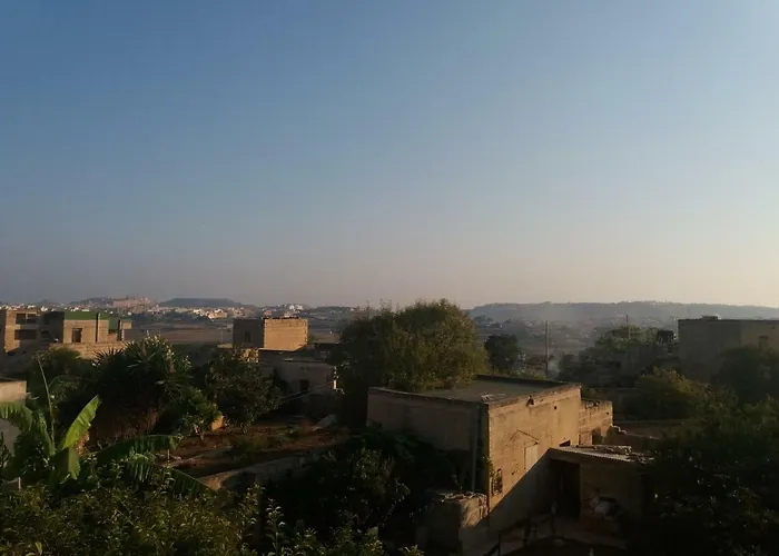 Gozo Rustic With Stunning Views And Swimming Pool Feriehus